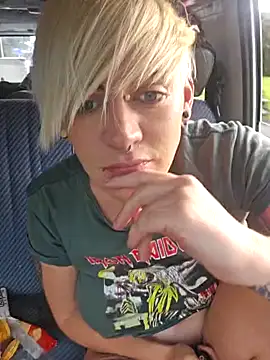 PinkTheHawk online show from March 9, 2025, 5:11 am