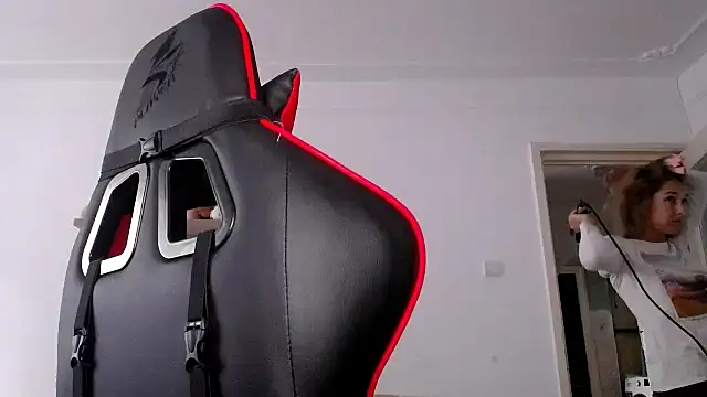 SexxyLety online show from September 18, 2025, 6:26 am