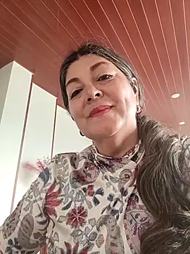 emma tour online show from September 12, 2025, 9:48 pm