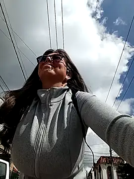 emma tour online show from April 27, 2026, 2:15 pm