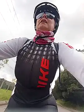 emma tour online show from April 28, 2026, 2:55 pm