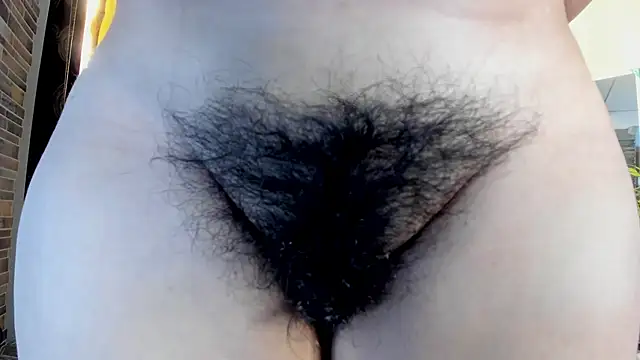 girasol walton online show from March 19, 2025, 7:06 pm