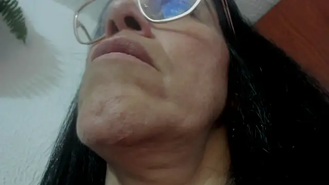 girasol walton online show from September 25, 2025, 5:27 pm