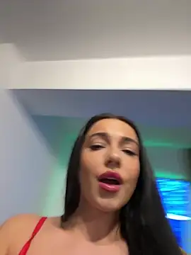 Snapshot of Rileysim88 chatting on December 30, 2024, 5:44 pm Rileysim88 online show from December 30, 2024, 5:44 pm