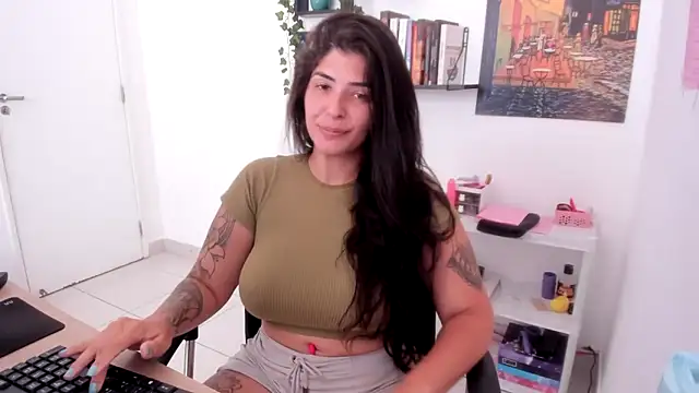 TaliMajesty online show from February 12, 2025, 2:43 pm