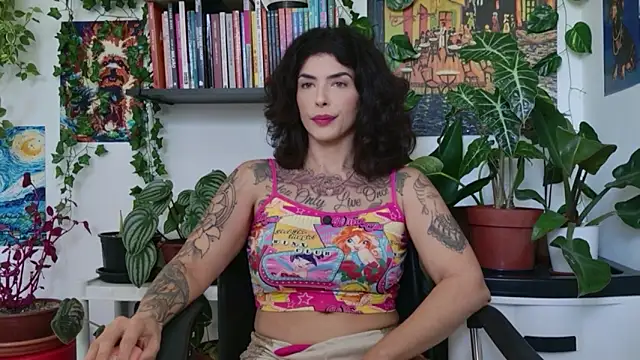 Snapshot of TaliMajesty chatting on May 3, 2026, 10:21 am TaliMajesty online show from May 3, 2026, 10:21 am