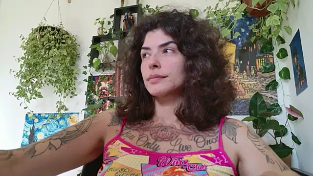 Snapshot of TaliMajesty chatting on May 16, 2026, 5:23 pm TaliMajesty online show from May 16, 2026, 5:23 pm
