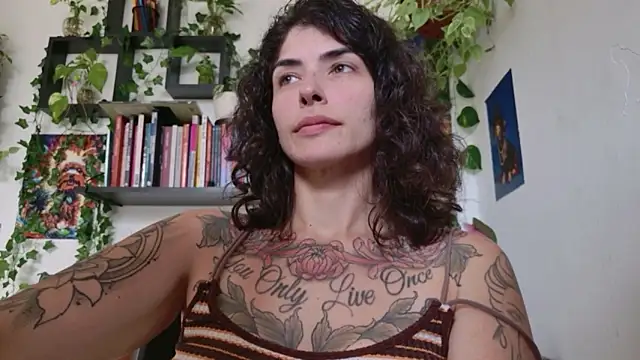 Snapshot of TaliMajesty chatting on June 11, 2026, 5:00 pm TaliMajesty online show from June 11, 2026, 5:00 pm