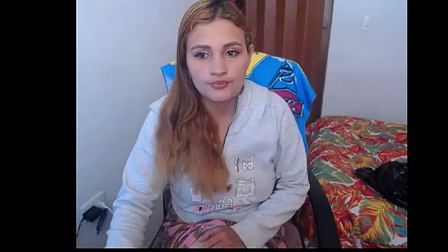 Mia davis01 online show from February 1, 2025, 2:45 pm