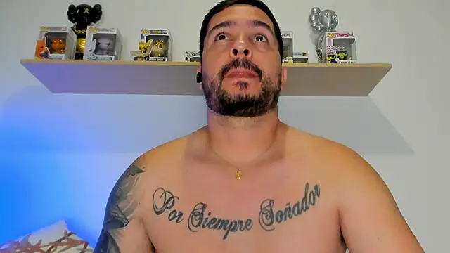 Snapshot of camilo_restrepo21 chatting on May 12, 2026, 1:03 am camilo restrepo21 online show from May 12, 2026, 1:03 am