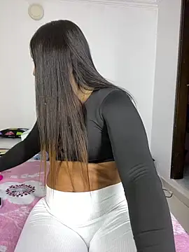 sandylau online show from June 16, 2026, 8:33 pm
