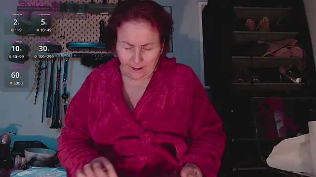 Snapshot of barbarah_ chatting on February 4, 2025, 10:32 am barbarah online show from February 4, 2025, 10:32 am