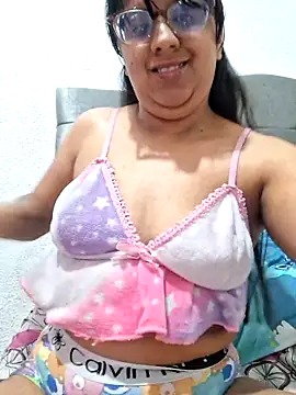 Snapshot of ZaidaWet chatting on May 7, 2026, 1:11 am ZaidaWet online show from May 7, 2026, 1:11 am