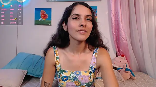 lailypink online show from December 31, 2024, 7:18 pm