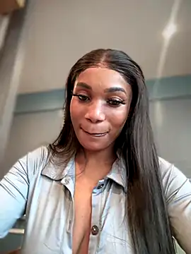 Snapshot of __Nessa__ chatting on September 28, 2025, 11:04 am Nessa online show from September 28, 2025, 11:04 am