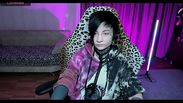 acid trip1l online show from January 23, 2025, 8:45 pm