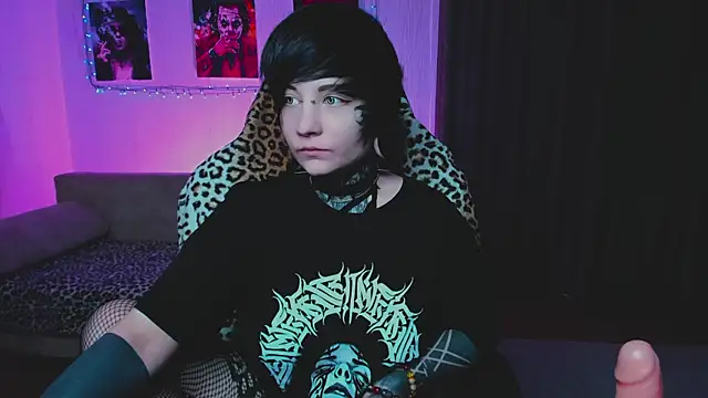 acid trip1l online show from September 20, 2025, 8:32 pm