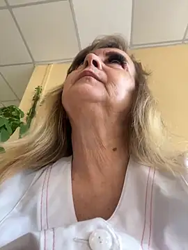 Irina2909xh online show from September 18, 2025, 9:00 am