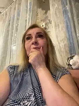 Irina2909xh online show from November 21, 2025, 3:54 pm