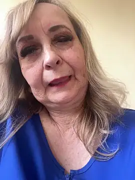 Irina2909xh online show from June 19, 2026, 8:29 am