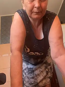Irina2909xh online show from July 1, 2026, 11:45 am