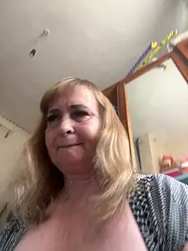 Irina2909xh online show from July 18, 2026, 5:55 am