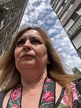 Irina2909xh online show from July 23, 2026, 12:14 pm