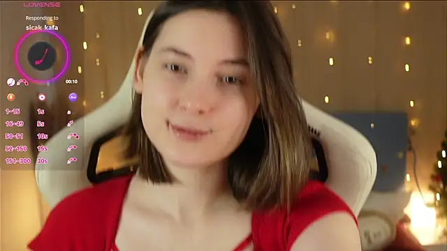 Snapshot of BeckyMartens chatting on December 22, 2024, 1:01 am BeckyMartens online show from December 22, 2024, 1:01 am