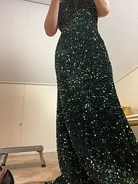 Snapshot of itsCassie chatting on March 12, 2025, 8:10 pm itsCassie online show from March 12, 2025, 8:10 pm