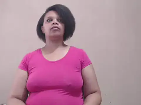 Snapshot of Lustfuleyez chatting on December 17, 2024, 3:50 am Lustfuleyez online show from December 17, 2024, 3:50 am