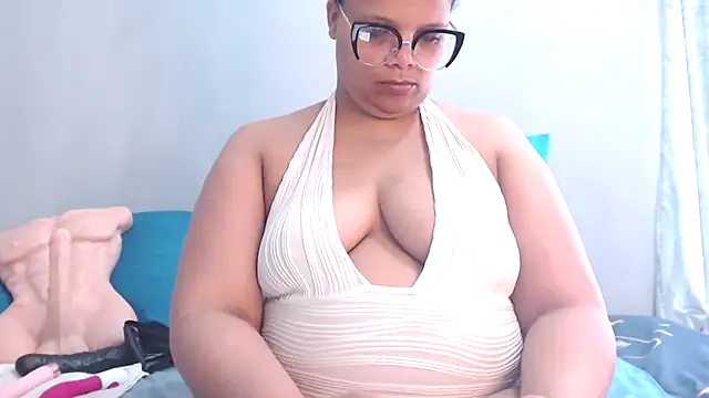 Snapshot of Lustfuleyez chatting on November 27, 2025, 7:43 am Lustfuleyez online show from November 27, 2025, 7:43 am