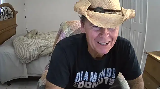 nakeedcowboi65 online show from February 6, 2025, 8:45 pm