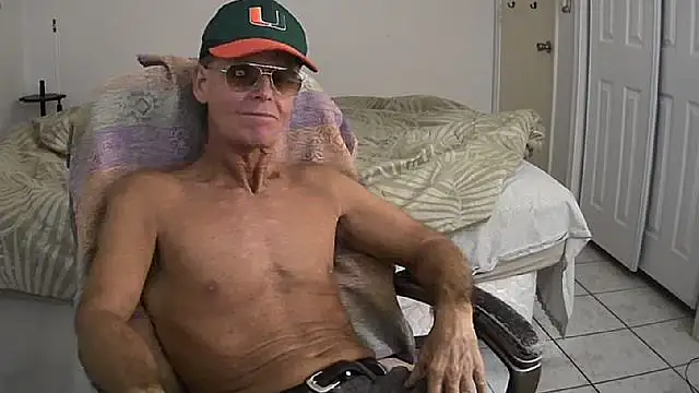 nakeedcowboi65 online show from November 17, 2025, 8:36 pm