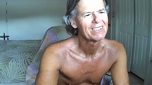 Snapshot of nakeedcowboi65 chatting on May 17, 2026, 8:16 pm nakeedcowboi65 online show from May 17, 2026, 8:16 pm