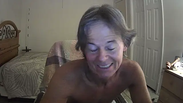 Snapshot of nakeedcowboi65 chatting on June 7, 2026, 6:06 am nakeedcowboi65 online show from June 7, 2026, 6:06 am