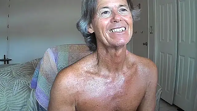 Snapshot of nakeedcowboi65 chatting on June 14, 2026, 9:17 pm nakeedcowboi65 online show from June 14, 2026, 9:17 pm