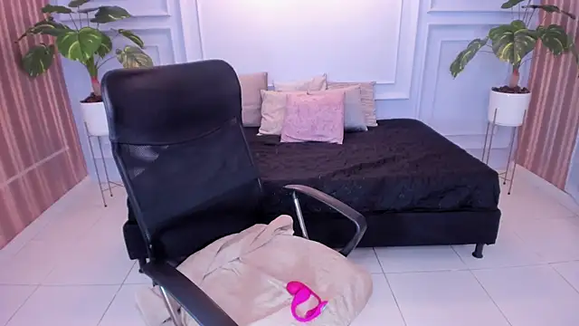 Snapshot of sararestrepo chatting on January 10, 2026, 6:09 pm sararestrepo online show from January 10, 2026, 6:09 pm