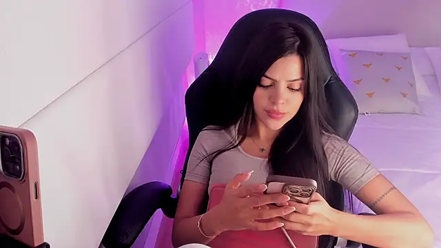 Snapshot of salome__11 chatting on January 21, 2025, 5:16 am salome 11 online show from January 21, 2025, 5:16 am