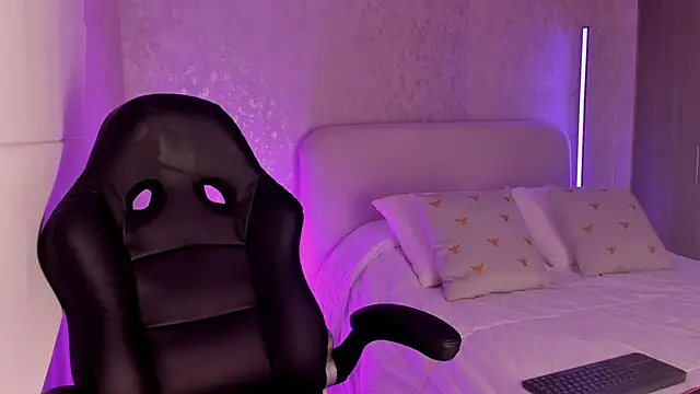 Snapshot of salome__11 chatting on February 12, 2025, 1:52 am salome 11 online show from February 12, 2025, 1:52 am