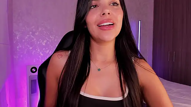 Snapshot of salome__11 chatting on March 1, 2025, 3:53 am salome 11 online show from March 1, 2025, 3:53 am