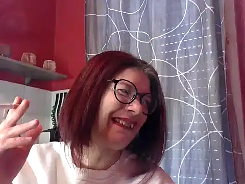 Snapshot of jennylovence chatting on January 14, 2025, 12:24 pm jennylovence online show from January 14, 2025, 12:24 pm