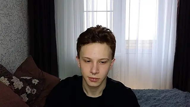 Snapshot of arlekincrop chatting on December 4, 2024, 10:57 am arlekincrop online show from December 4, 2024, 10:57 am