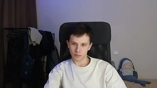 Snapshot of arlekincrop chatting on April 8, 2026, 12:54 am arlekincrop online show from April 8, 2026, 12:54 am