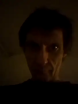 Snapshot of maciej chatting on December 25, 2024, 7:03 am maciej online show from December 25, 2024, 7:03 am