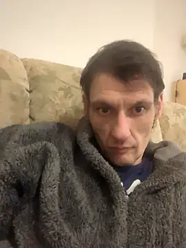 Snapshot of maciej chatting on February 12, 2025, 10:48 pm maciej online show from February 12, 2025, 10:48 pm