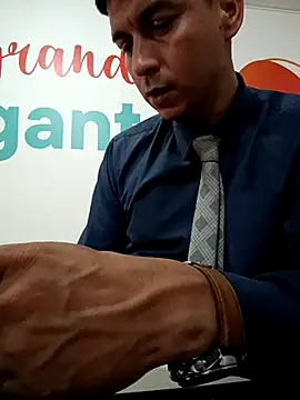 Business dickkk online show from October 7, 2025, 7:44 pm