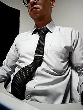 Snapshot of Business_dickkk chatting on April 23, 2026, 1:35 pm Business dickkk online show from April 23, 2026, 1:35 pm