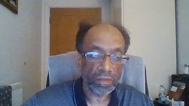 rauncher1 online show from November 4, 2025, 9:19 am