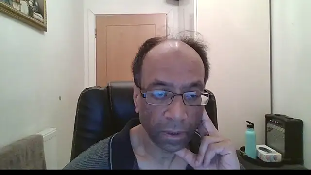 rauncher1 online show from February 1, 2026, 9:19 am