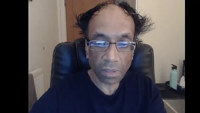 rauncher1 online show from June 24, 2026, 10:20 pm